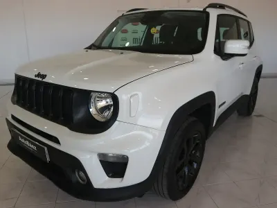 Usado Jeep Renegade Night Eagle 140 CV (102 kW) 2019 Blanco SUV