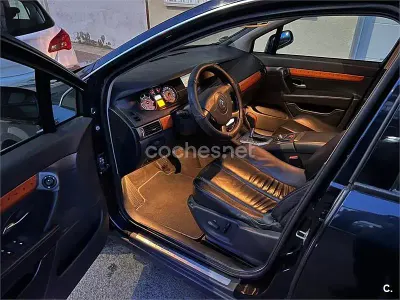 Usado Renault Vel Satis Initiale 180 CV (132 kW) 2005 Azul Utilitario