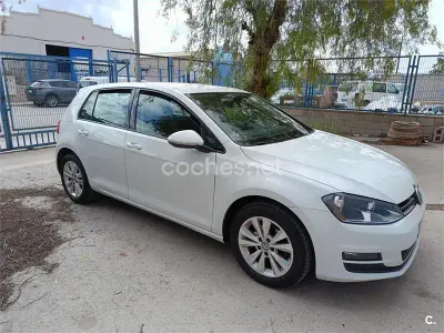 Usado VW Golf VII Business 105 CV (77 kW) 2016 Blanco Berlina