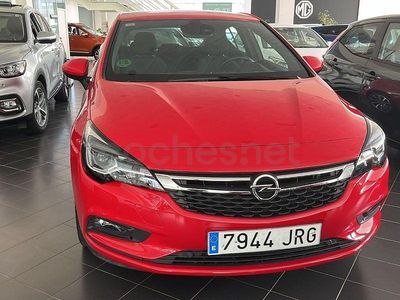 Brugt Opel Astra Excellence 140 HK (102 kW) 2016 Rød Sedan