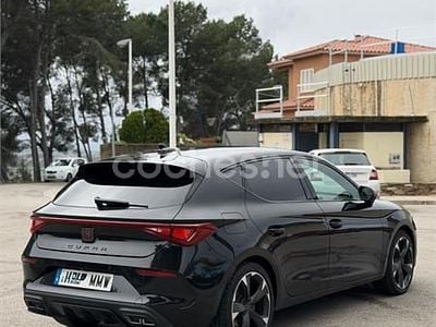 Usado Cupra Leon 190 CV (139 kW) 2024 Negro Berlina