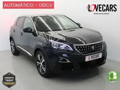 Usado Peugeot 3008 Allure 131 CV (96 kW) 2021 Gris SUV