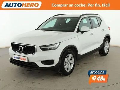 Begagnad Volvo XC40 Momentum 129 HK (94 kW) 2021 Vit SUV