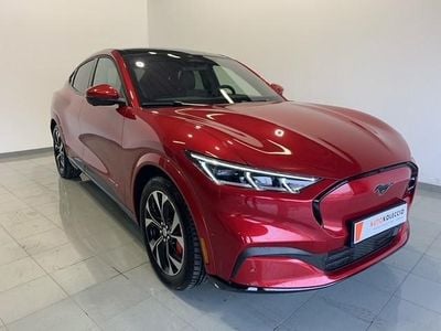 Occasion Ford Mustang Mach-E Premium 189 kW (258 PK) 2022 Rood SUV
