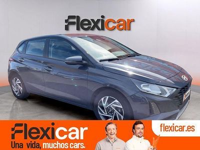 Usado Hyundai i20 84 CV (61 kW) 2024 Gris Utilitario