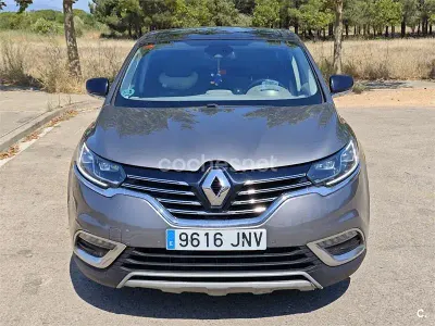 Usado Renault Espace Zen 160 CV (117 kW) 2016 Gris / plata Monovolumen