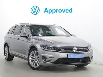 Gris / plata Usado 2018 VW Passat GTE Familiar | 28.900 €