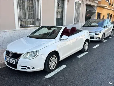 Usado VW Eos 122 CV (89 kW) 2008 Blanco Descapotable