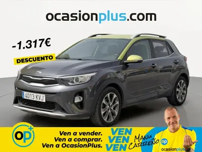Usado Kia Stonic 100 CV (73 kW) 2019 Gris SUV