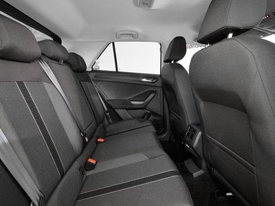 Usado VW T-Roc 110 CV (80 kW) 2022 Blanco puro SUV