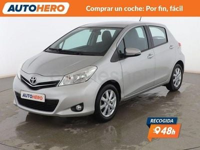 Usado Toyota Yaris Active 70 CV (51 kW) 2014 Gris Utilitario