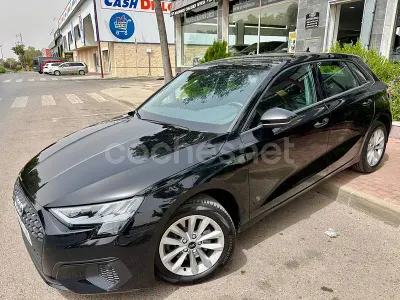 Usado Audi A3 116 CV (85 kW) 2021 Negro Berlina