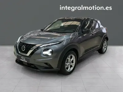 Usado Nissan Juke N-Connecta 114 CV (83 kW) 2022 Gris SUV