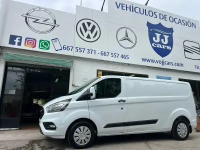 Usado Ford Transit Custom Trend 130 CV (95 kW) 2023 Blanco Van