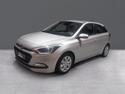 Usado Hyundai i20 Style 100 CV (73 kW) 2016 Gris