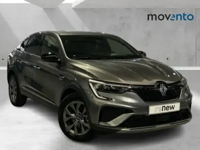 Usado Renault Arkana Techno 145 CV (106 kW) 2025 Gris / plata SUV