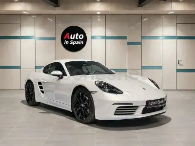 Käytetty Porsche 718 Cayman 300 HP (220 kW) 2024 Valkoinen Coupe - kaksiovinen
