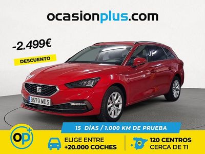 Usado Seat Leon Style 110 CV (80 kW) 2023 Rojo Familiar