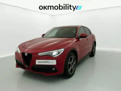 Usado Alfa Romeo Stelvio Sprint 160 CV (117 kW) 2022 Rosso alfa SUV