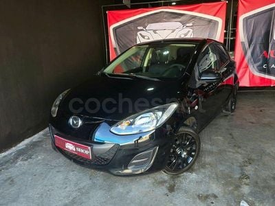 Usado Mazda 2 Style 75 CV (55 kW) 2012 Negro Berlina