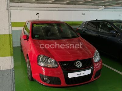 VW Golf V