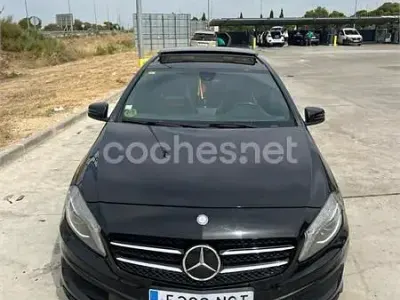 Usado Mercedes A200 AMG 136 CV (100 kW) 2013 Negro Utilitario