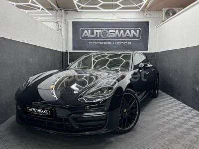 Porsche Panamera 4