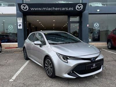 Usado Toyota Corolla Style 122 CV (89 kW) 2021 Gris / plata Berlina
