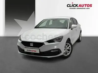 Usado Seat Leon Style 130 CV (95 kW) 2024 Blanco Berlina