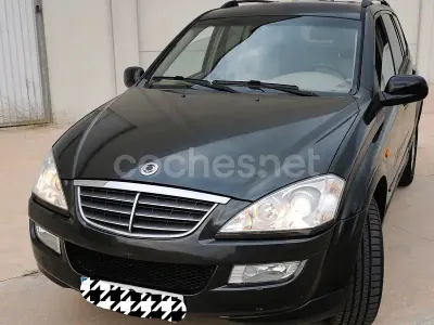 Usado SsangYong Kyron 141 CV (103 kW) 2010 Negro SUV