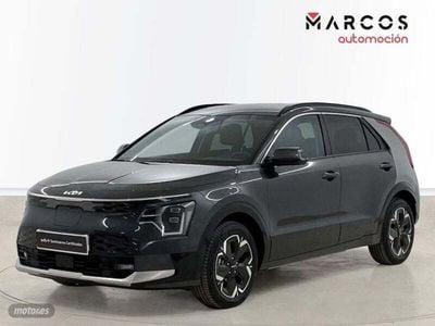Interstellar grey m Usado 2022 Kia e-Niro SUV | 28.000 € (Precio justo)