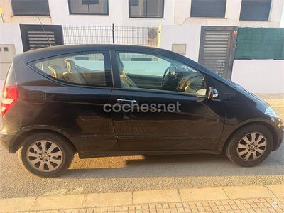 Usado Mercedes A150 Elegance 95 CV (69 kW) 2005 Negro Berlina