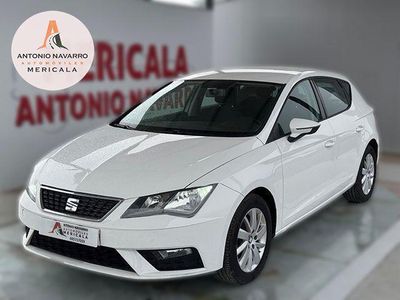 Usado Seat Leon Business 90 CV (66 kW) 2017 Blanco Berlina
