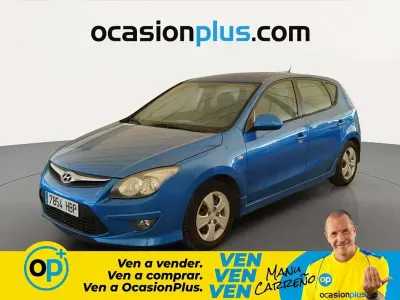 Begagnad Hyundai i30 Classic 109 HK (80 kW) 2011 Blå Halvkombi