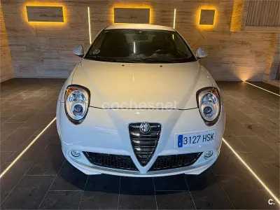 Usado Alfa Romeo MiTo Distinctive 85 CV (62 kW) 2013 Beige Utilitario
