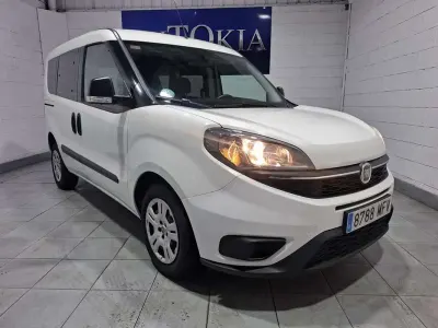 Usado Fiat Doblò Easy 94 CV (69 kW) 2023 Blanco Monovolumen