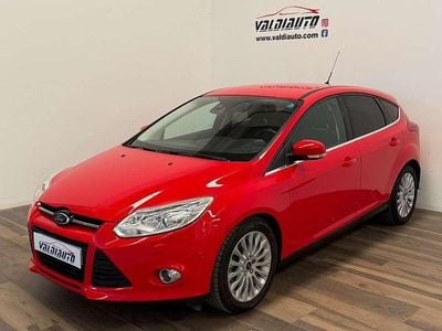 Usado Ford Focus Titanium 163 CV (119 kW) 2014 Rojo Berlina