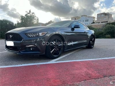 Usado Ford Mustang Fastback 314 CV (230 kW) 2016 Gris / plata Coupe