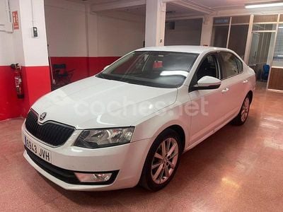 Blanco Usado 2016 Skoda Octavia Style Berlina | 4500 € (Precio justo)