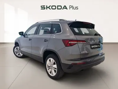 Nuevo Skoda Karoq Selection 115 CV (84 kW) 2025 Gris SUV