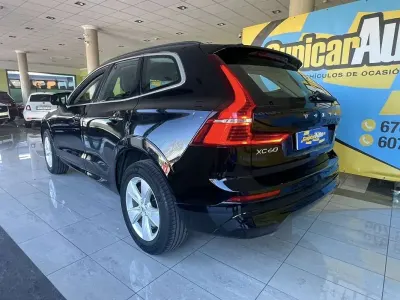 Usado Volvo XC60 Core 197 CV (144 kW) 2023 Negro SUV