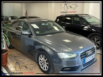 Usado Audi A4 Advanced 143 CV (105 kW) 2012 Gris Berlina