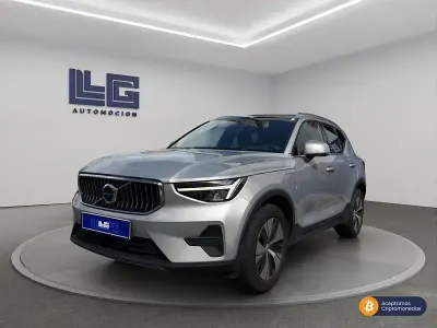 Usado Volvo XC40 Core 211 CV (155 kW) 2023 Gris / plata SUV