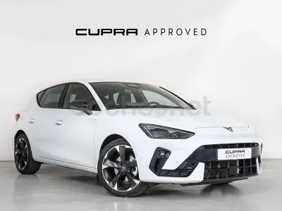 Usado Cupra Leon 150 CV (110 kW) 2025 Blanco Berlina