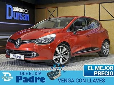 Usado Renault Clio GrandTour Dynamique 90 CV (66 kW) 2015 Rojo Familiar