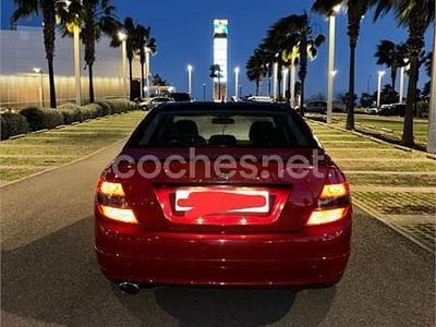 Usado Mercedes C220 Avantgarde 170 CV (125 kW) 2010 Rojo Berlina