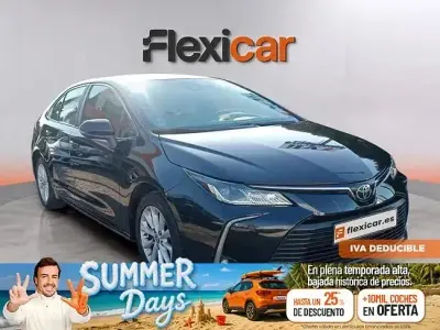 Usado Toyota Corolla Active 125 CV (91 kW) 2023 Negro Berlina