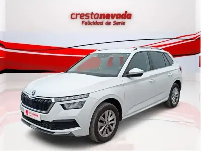 Usado Skoda Kamiq Ambition 110 CV (80 kW) 2023 Blanco SUV