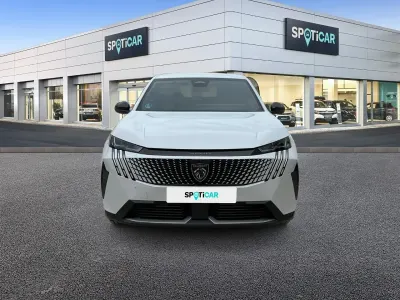 Usado Peugeot 3008 Allure 136 CV (100 kW) 2024 Blanco SUV