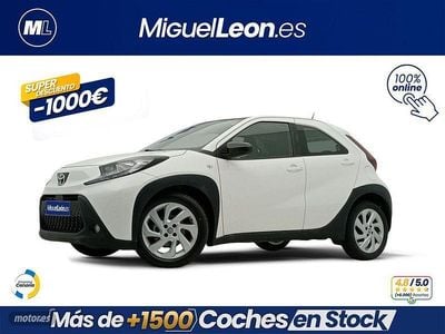 Blanco Usado 2023 Toyota Aygo X Play SUV | 12.985 € (Precio justo)